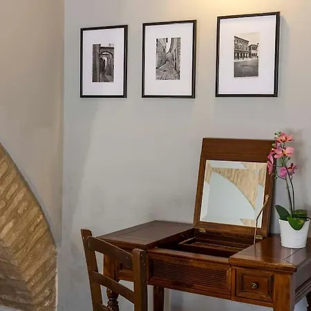 Casa Tosca Con Balcone Vicino Parcheggio