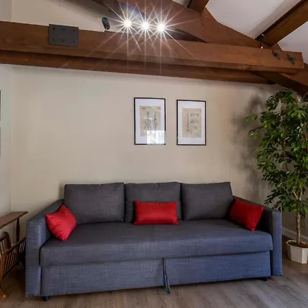 Casa Tosca Con Balcone Vicino Parcheggio Lejlighed